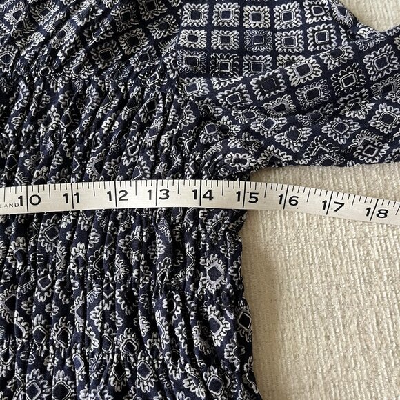 Kendall + Kylie Long Sleeve Smocked Peplum Blouse S - Picture 8 of 13